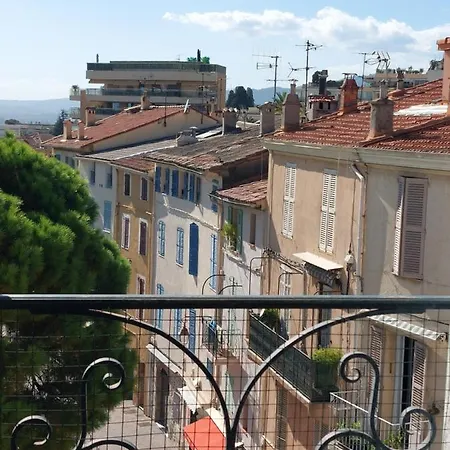 - Place Du Suquet *