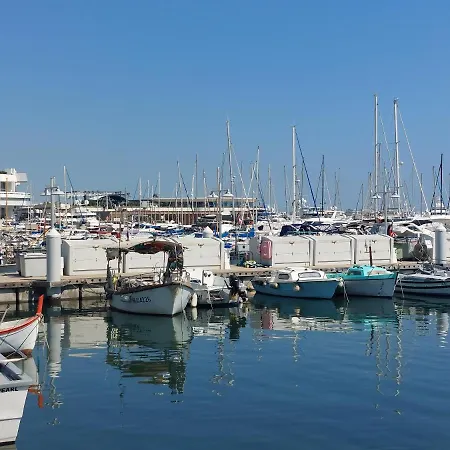 - Place Du Suquet Apartment