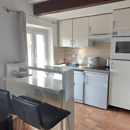 Apartment - Place Du Suquet
